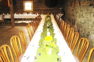 Bild 4: Hochzeit in der Burgscheune